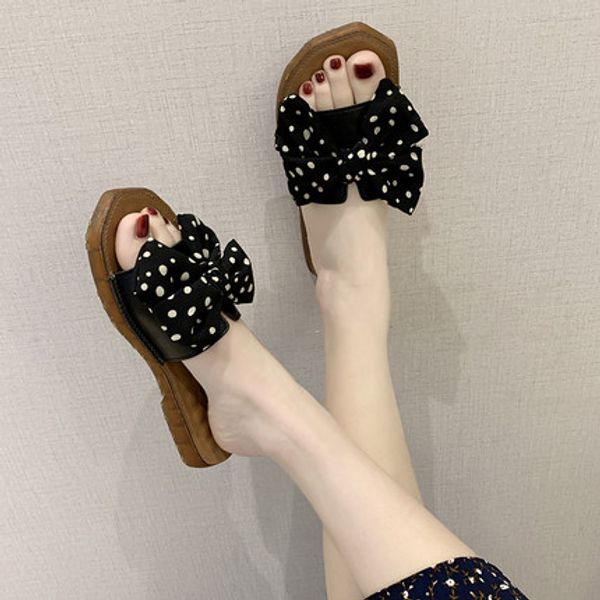 woman slippers summer wear 2020 soft bottom strong wearable non-slip women shoes mules sandals lady bow elegant word drag femme, Black
woman slippers summer wear 2020 soft bottom strong wearable non-slip women shoes mules sandals lady bow elegant word drag femme, Black