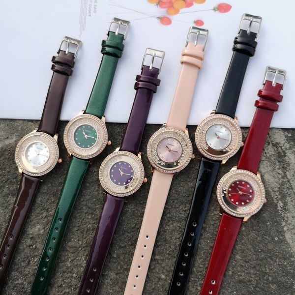 2020 new style watch wholesale gogoey diamond set rolling crystal leather strap watch womens student quartz decorative watch, Slivery;brown
2020 new style watch wholesale gogoey diamond set rolling crystal leather strap watch womens student quartz decorative watch, Slivery;brown