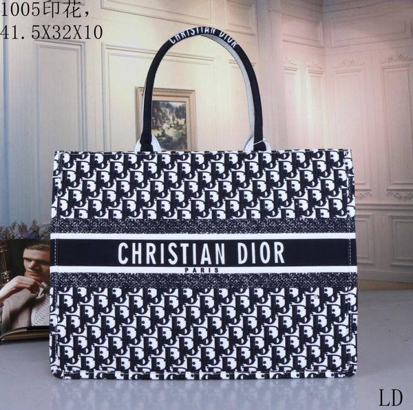 2020 new cd dio r hight quality backpack bags boutique 1:1 lpackage wallet purse designer bag handbag female purse fashion women bag20, Black
2020 new cd dio r hight quality backpack bags boutique 1:1 lpackage wallet purse designer bag handbag female purse fashion women bag20, Black