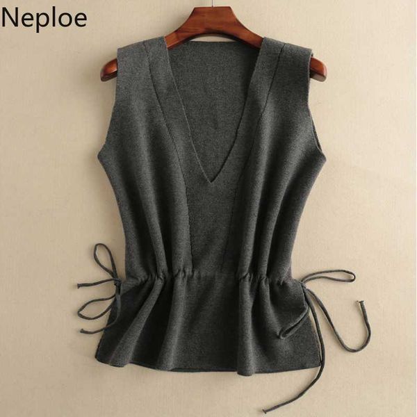neploe knitted sleeveless vest korean v-neck women sweater jacket drawstring slim waist knitwear 2020 autumn new pull 4e149, Black;white
neploe knitted sleeveless vest korean v-neck women sweater jacket drawstring slim waist knitwear 2020 autumn new pull 4e149, Black;white