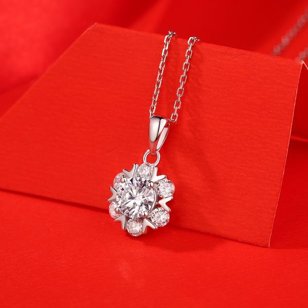 yulaili new fashion 1 moissanite pendant necklace excellent cut romantic snow design clavicle chain girl party jewelry, Silver
yulaili new fashion 1 moissanite pendant necklace excellent cut romantic snow design clavicle chain girl party jewelry, Silver