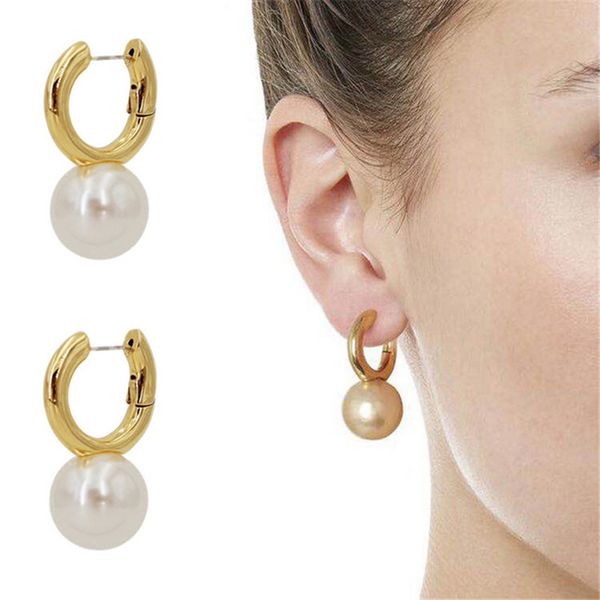 trendy circle designer women earrings fashion personality design female brand pearl studs night club classic girls copper earring, Golden
trendy circle designer women earrings fashion personality design female brand pearl studs night club classic girls copper earring, Golden
