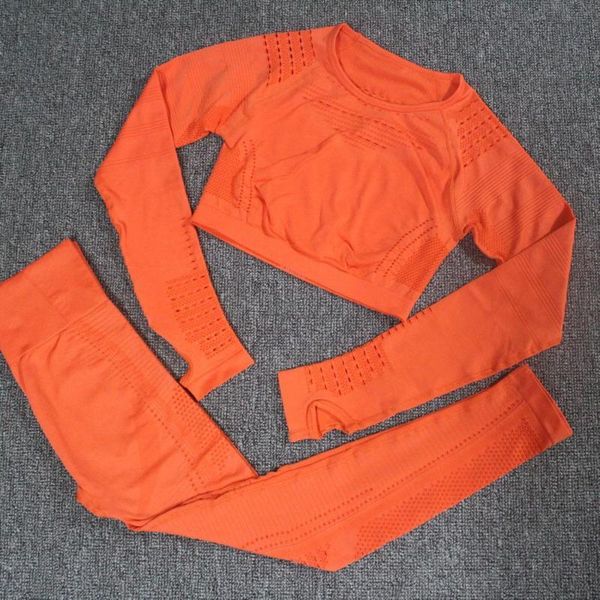 2pcs спорт йога установить женщина тренировки одежда flawless knit с длинным рукавом полых из сетки compression crop топ бесшовные поножи йо, White;red
2pcs спорт йога установить женщина тренировки одежда flawless knit с длинным рукавом полых из сетки compression crop топ бесшовные поножи йо, White;red