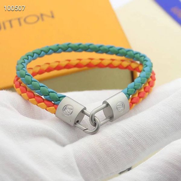 designer classic fashion titanium steel bracelet, letter female bracelet, wholesale in original box0030, Golden;silver
designer classic fashion titanium steel bracelet, letter female bracelet, wholesale in original box0030, Golden;silver