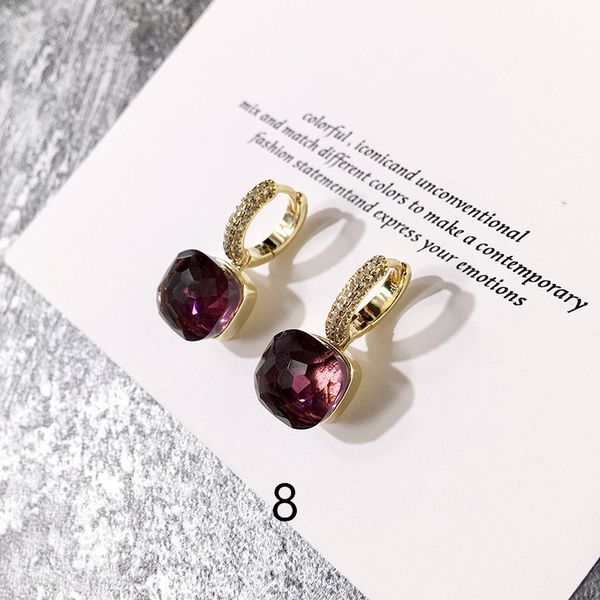 2020 exquisite diamond earrings candy colored stone earrings fashion jewelry stud earrings designer jewelry multi color selection, Golden;silver 
2020 exquisite diamond earrings candy colored stone earrings fashion jewelry stud earrings designer jewelry multi color selection, Golden;silver