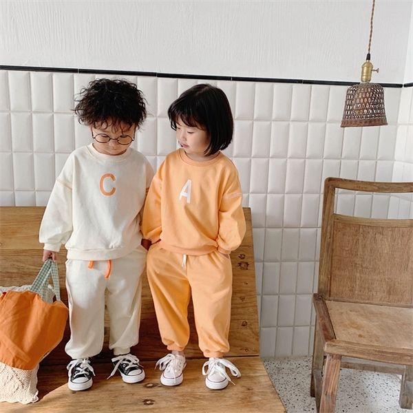 spring boys girls letters printed fashion sports clothes sets cotton long sleeve sweatshirt and pants 2 pcs sets 0926, White
spring boys girls letters printed fashion sports clothes sets cotton long sleeve sweatshirt and pants 2 pcs sets 0926, White