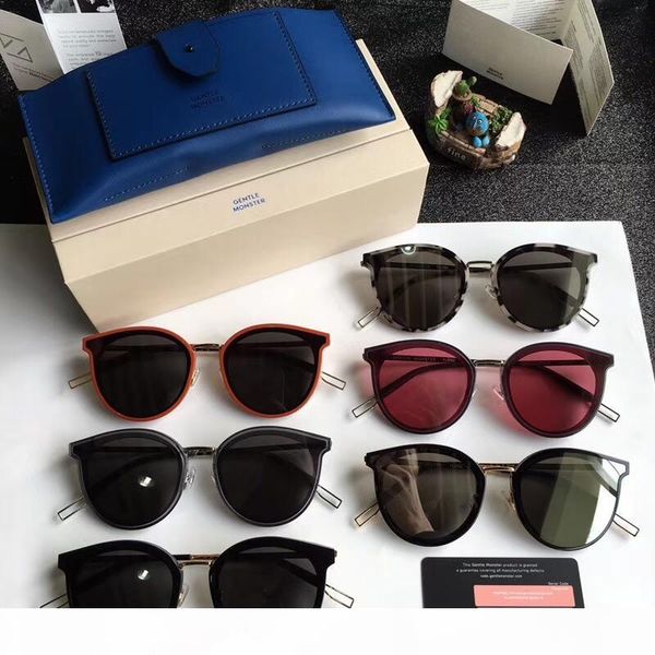 mars new fashion style v brand gm sunglasses men women brand design square frame absente sun glasses uv400 oculos de sol feminino 62-18-158, White;black
mars new fashion style v brand gm sunglasses men women brand design square frame absente sun glasses uv400 oculos de sol feminino 62-18-158, White;black