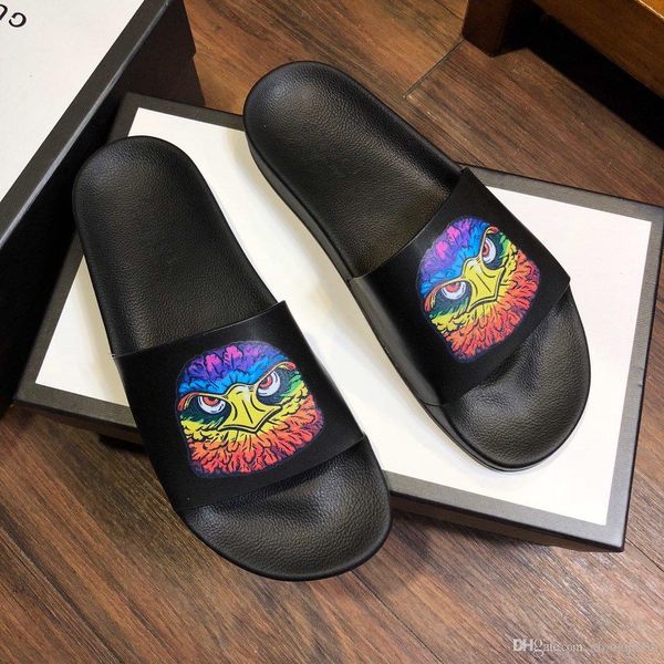 2020 luxury designer summer men's fashion slippers, home comfortable casual slippers in multiple colorsaas, Red;white
2020 luxury designer summer men's fashion slippers, home comfortable casual slippers in multiple colorsaas, Red;white