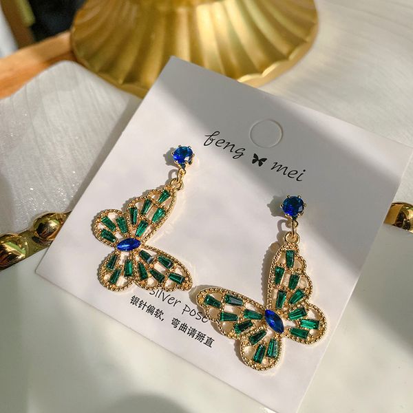 s925 new creative cute crystal butterfly dangle earring insect pendant elegant drop earring for girls daily jewelry party gifts, Silver
s925 new creative cute crystal butterfly dangle earring insect pendant elegant drop earring for girls daily jewelry party gifts, Silver
