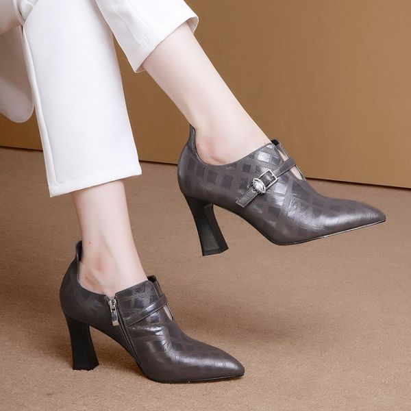 career crystal high heels women's chunky heel 2020 new fashion bow deep mouth party office wedding banquet pointed leather rome, Black
career crystal high heels women's chunky heel 2020 new fashion bow deep mouth party office wedding banquet pointed leather rome, Black