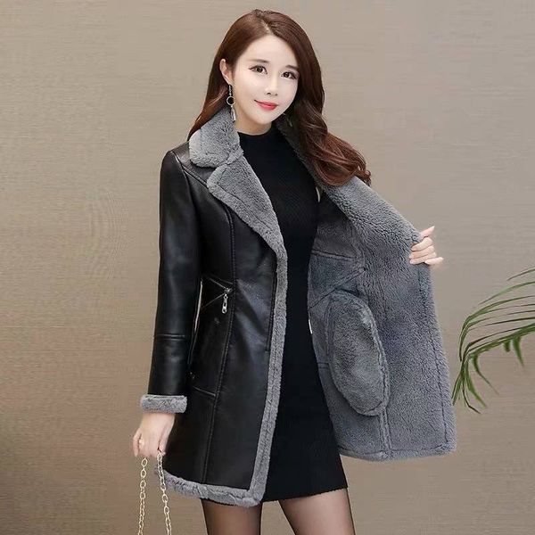 high fashion womens polyester long sleeved thick faux fur lining winter coat with fur collar, Black