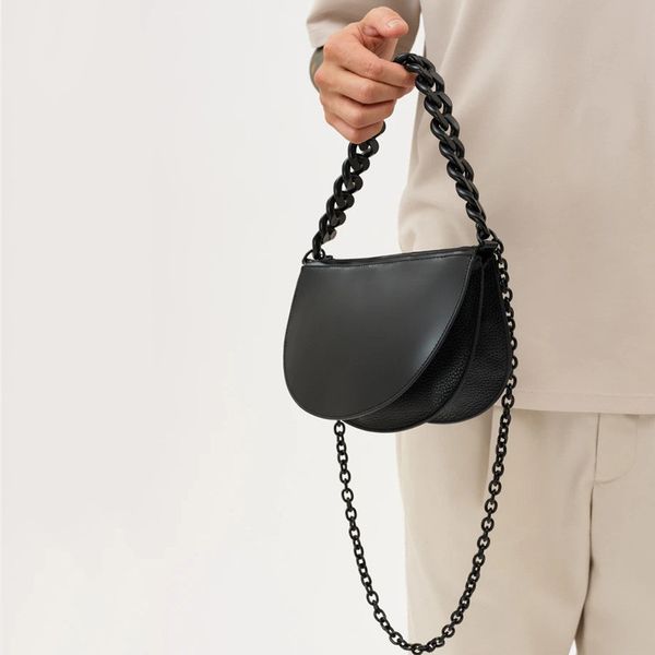 2020 осень новых людей crossbody сумка half moon сумка багет супер- толстые цепи underarmbag lady портфель сумка сумочка оптовик
2020 осень новых людей crossbody сумка half moon сумка багет супер- толстые цепи underarmbag lady портфель сумка сумочка оптовик