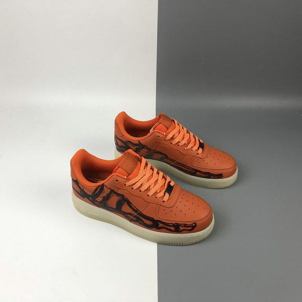 2020 new low 1 07 skeleton qs halloween orange reflective mens womens running shoes 1s dunk one sports skateboard sneakers des chaussures
2020 new low 1 07 skeleton qs halloween orange reflective mens womens running shoes 1s dunk one sports skateboard sneakers des chaussures