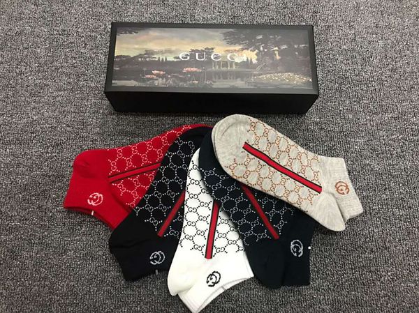 20ss fashion men white socks summer male ankle socks street underwear mens basketball sport casual socks for women size, Black
20ss fashion men white socks summer male ankle socks street underwear mens basketball sport casual socks for women size, Black