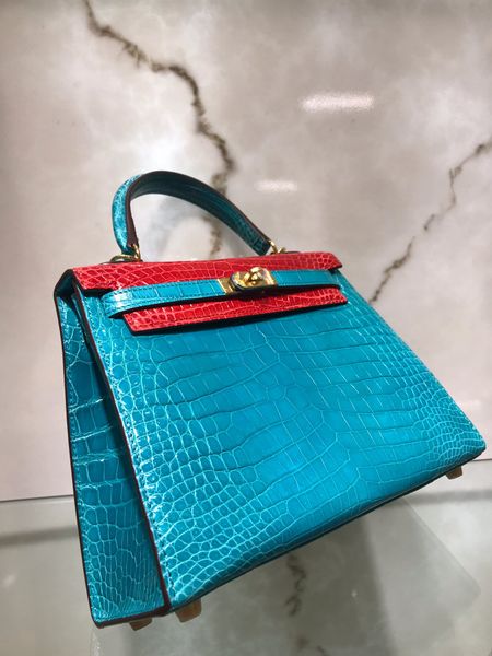 factory wholesale 2tones shinny crocodile keily 25cm,fully handmade wax thread,can make other size,many colors for chosen,fast delivery
factory wholesale 2tones shinny crocodile keily 25cm,fully handmade wax thread,can make other size,many colors for chosen,fast delivery
