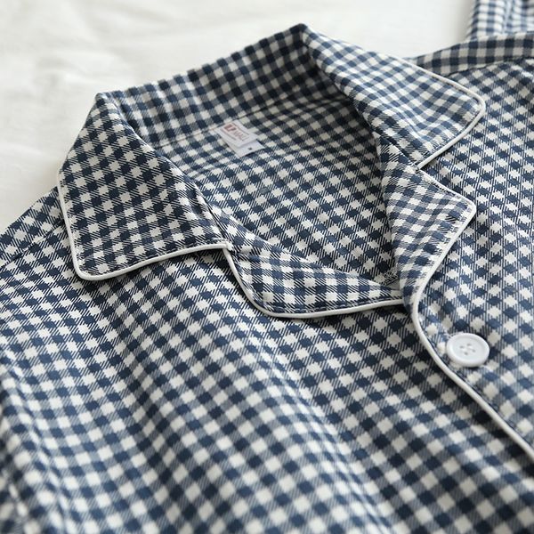 men's pajamas suit short-sleeved shirt and shorts comfortable fabric soft breathable high-end luxury japanese quality grid design sense, White
men's pajamas suit short-sleeved shirt and shorts comfortable fabric soft breathable high-end luxury japanese quality grid design sense, White