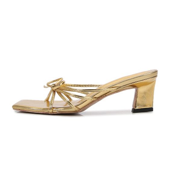 2020 summer new fashion square toe women's shoes with thin ribbon bow fairy thick large size high heel slippers, Black
2020 summer new fashion square toe women's shoes with thin ribbon bow fairy thick large size high heel slippers, Black