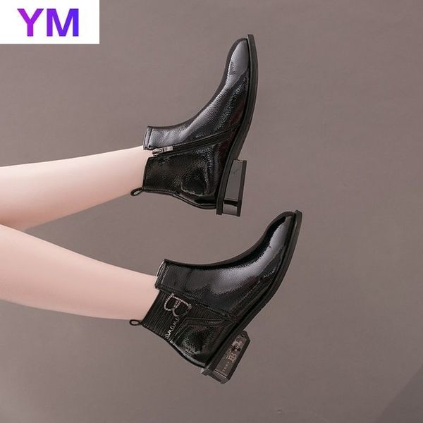2020 new warm winter boots boots women shoes new wild patent leather short snow side zipper women ankle, Black
2020 new warm winter boots boots women shoes new wild patent leather short snow side zipper women ankle, Black