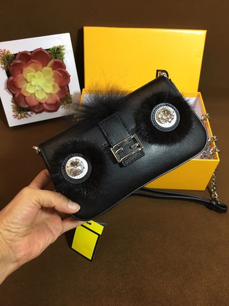 2020 new designer small square bag, ladies one-shoulder messenger bag, little monster eye chain bag, factory sales ing
2020 new designer small square bag, ladies one-shoulder messenger bag, little monster eye chain bag, factory sales ing