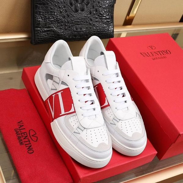 2020 g4 mens classic casual shoes leather lace-up fashion luxury designer shoes handsome mens sneakers original box, Black
2020 g4 mens classic casual shoes leather lace-up fashion luxury designer shoes handsome mens sneakers original box, Black