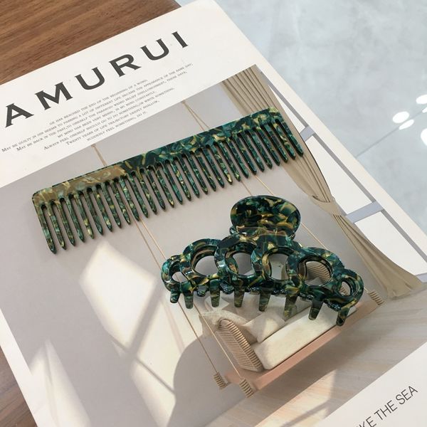 4sets/lot hollow out french comb hair claws sets acetic acid blue purple for women ponytail scrunchies clamps hair jewelry set, Slivery;golden
4sets/lot hollow out french comb hair claws sets acetic acid blue purple for women ponytail scrunchies clamps hair jewelry set, Slivery;golden