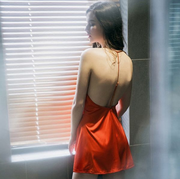 new women nightgowns silk sleepwear satin backless lingerie elegant female sleeveless summer dress nightwear home clothing, Black;red
new women nightgowns silk sleepwear satin backless lingerie elegant female sleeveless summer dress nightwear home clothing, Black;red