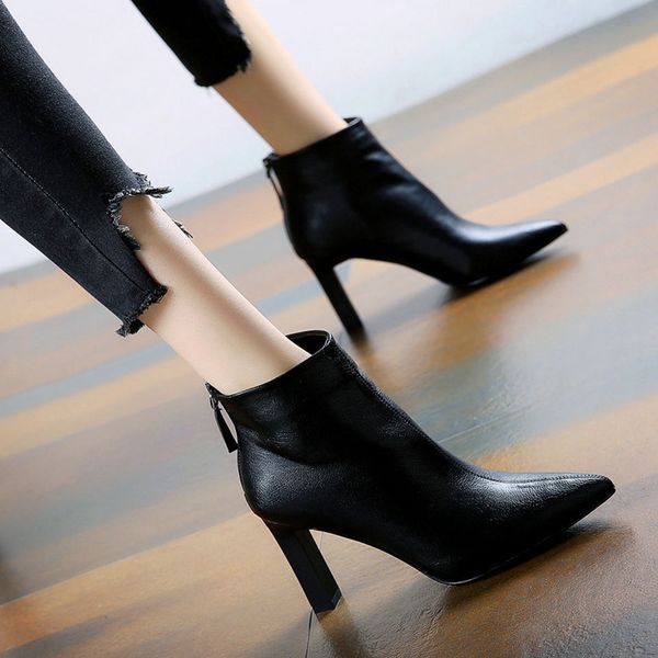 women's high heel martin boots 2020 new simple thick heel commuter pointed back zipper thick heel cotton boots women, Black
women's high heel martin boots 2020 new simple thick heel commuter pointed back zipper thick heel cotton boots women, Black