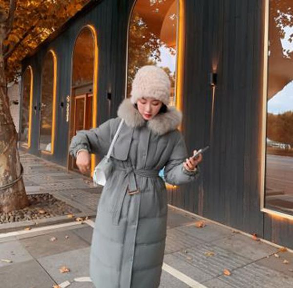wholesale winter women's large fur collar long section over the knee belt thickened loose thin warm cotton jacket, Black
wholesale winter women's large fur collar long section over the knee belt thickened loose thin warm cotton jacket, Black