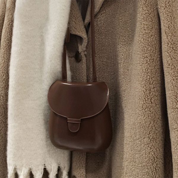 ins fashion solid color women's saddle bags casual women's shoulder messenger bags female crossbody treval sac 2020 new
ins fashion solid color women's saddle bags casual women's shoulder messenger bags female crossbody treval sac 2020 new