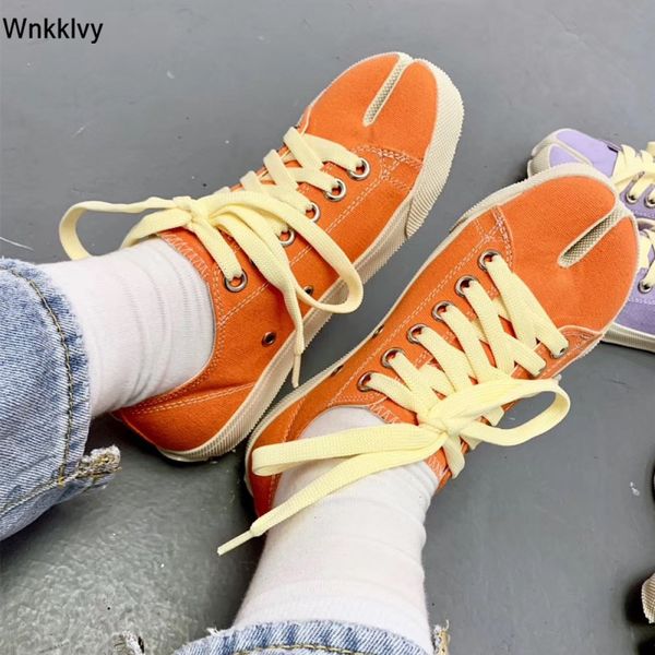 spring summer split toe causal shoes woman canday color lace up shallow canvas pig trotter horseshoe flat shoes plus size, Black
spring summer split toe causal shoes woman canday color lace up shallow canvas pig trotter horseshoe flat shoes plus size, Black