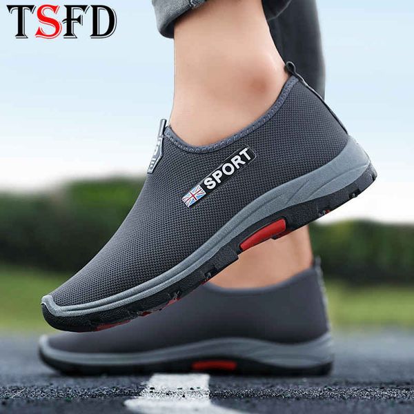 slip-on men's shoes round toe men sneakers 2020 mesh running shoes man low sports shoe summer sport men plus size q9
slip-on men's shoes round toe men sneakers 2020 mesh running shoes man low sports shoe summer sport men plus size q9