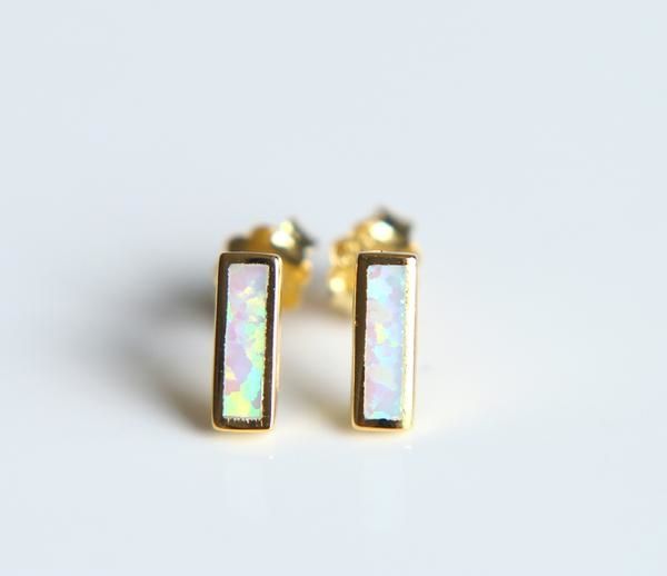 2017 new fashion blue white fire opal bar stud earrings for women bridal real 925 sterling silver wedding party small01, Golden;silver
2017 new fashion blue white fire opal bar stud earrings for women bridal real 925 sterling silver wedding party small01, Golden;silver
