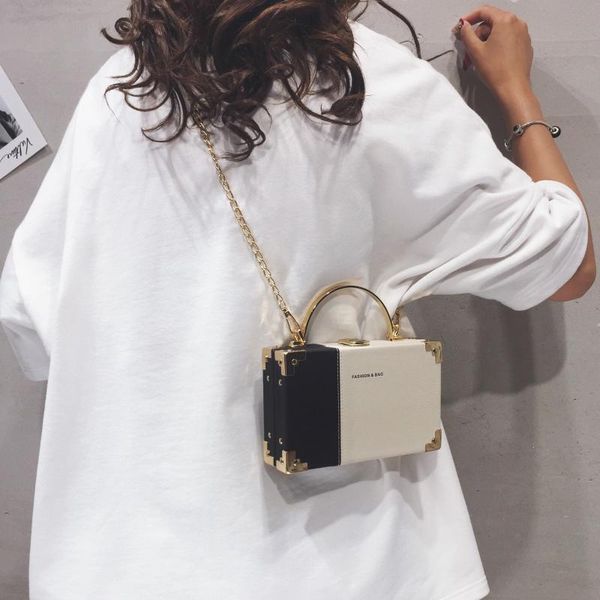 2020 new fashion casual chain shoulder messenger bags panelled box bags women purse and handbags small square
2020 new fashion casual chain shoulder messenger bags panelled box bags women purse and handbags small square