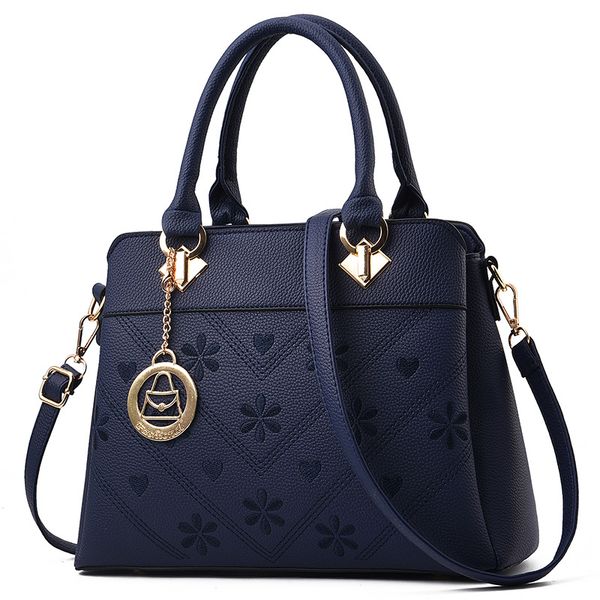 woman handsbag embroidery shoulder bag retro 2020 bolsa feminina red fashion casual women's handbags luxury designer women bags
woman handsbag embroidery shoulder bag retro 2020 bolsa feminina red fashion casual women's handbags luxury designer women bags