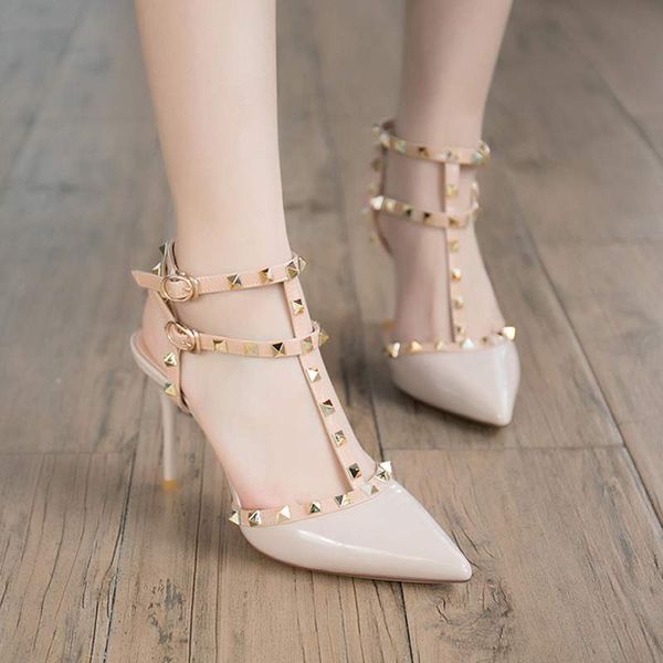 women's shoes 20 summer rivet pointed button show thin women's sandals patent leather willow nail thin heels sandals, Black 
women's shoes 20 summer rivet pointed button show thin women's sandals patent leather willow nail thin heels sandals, Black