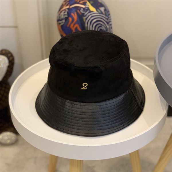 2020 new bucket hat splicing fishermen cap fashion leather brim caps autumn and winter 3 colors letter hats
2020 new bucket hat splicing fishermen cap fashion leather brim caps autumn and winter 3 colors letter hats