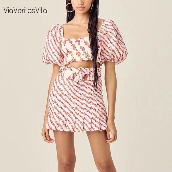 summer women suits short blouse beach mini skirt pleated cropped skirts boho suit clothing print floral vintage puff sleeve sets, Gray
summer women suits short blouse beach mini skirt pleated cropped skirts boho suit clothing print floral vintage puff sleeve sets, Gray