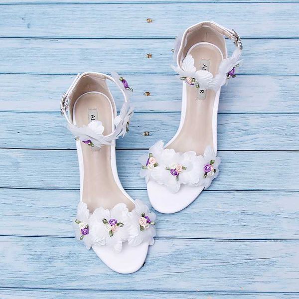 summer new sweet beauty high-heeled sandals with a buckle strap hollow flowers gift shoes thick heels large size smallsize, Black
summer new sweet beauty high-heeled sandals with a buckle strap hollow flowers gift shoes thick heels large size smallsize, Black