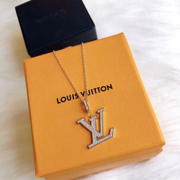 french brand jewelry necklaces fashion stainless steel with diamond pendant necklace for men women wholesale with box, Silver
french brand jewelry necklaces fashion stainless steel with diamond pendant necklace for men women wholesale with box, Silver
