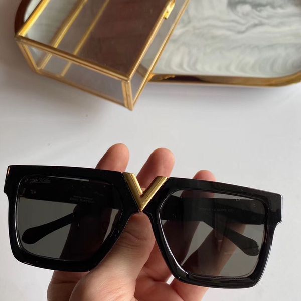 2020 new millionaire luxury for women full sunglasses logo shiny frame designer men for gold vintage plated sell gold sunglasses to pgeg, White;black
2020 new millionaire luxury for women full sunglasses logo shiny frame designer men for gold vintage plated sell gold sunglasses to pgeg, White;black