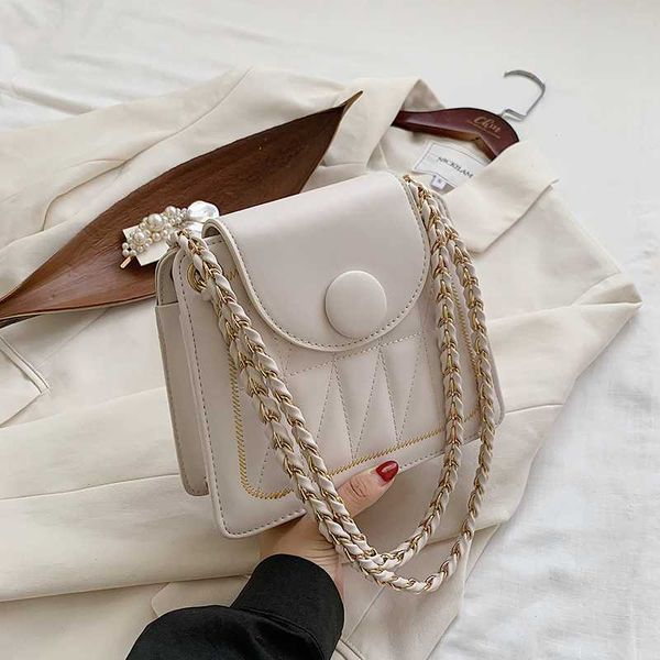 fashion solid color small pu leather crossbody bags for women braided chain shoulder cross body bag women bags
fashion solid color small pu leather crossbody bags for women braided chain shoulder cross body bag women bags