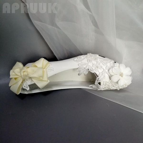 white lace ivory pearls bridal wedding shoes ladies party proms dress elegant lace bridesmaid proms dress shoes womens, Black
white lace ivory pearls bridal wedding shoes ladies party proms dress elegant lace bridesmaid proms dress shoes womens, Black