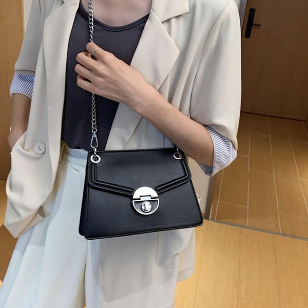 luxury handbags women bags designer pu leather shoulder messenger bags female travel chains crossbody 
luxury handbags women bags designer pu leather shoulder messenger bags female travel chains crossbody