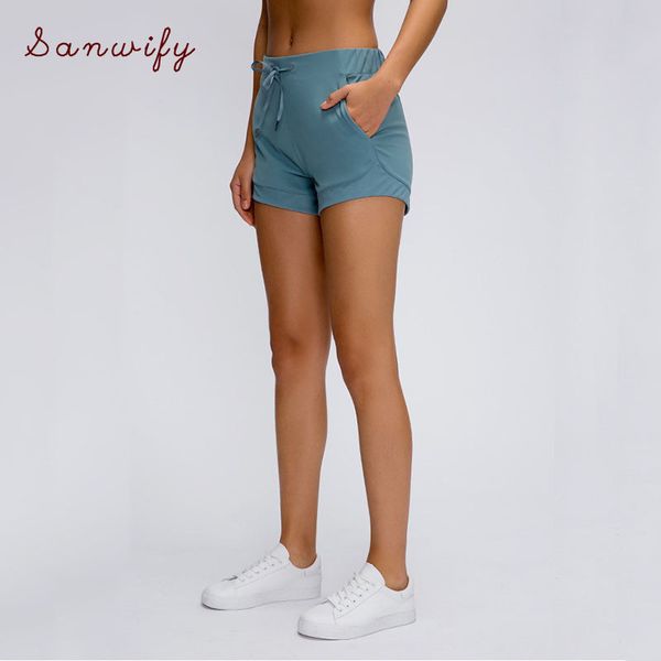 yoga outfits 2021 fitted gym shorts for women side pockets 3-inch inseam drawstring fitness running sport, White;red
yoga outfits 2021 fitted gym shorts for women side pockets 3-inch inseam drawstring fitness running sport, White;red