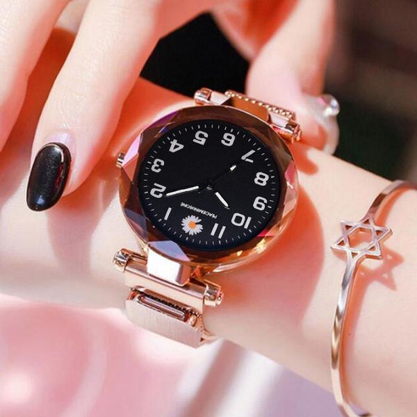 luxury women magnetic quartz watch embossed flowers small diak alloy belt dress watches for women's wristwatch relogio, Slivery;brown
luxury women magnetic quartz watch embossed flowers small diak alloy belt dress watches for women's wristwatch relogio, Slivery;brown
