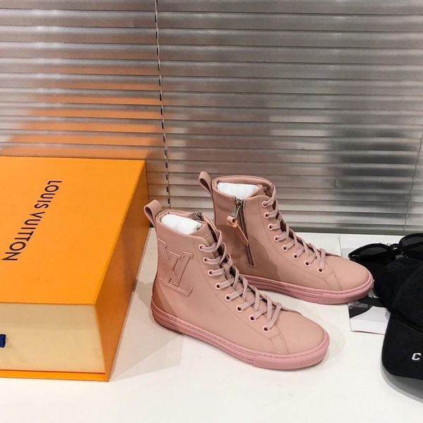 39 designer luxury female casual fashion shoes, outdoor casual travel shoes, fast delivery, original box, Black
39 designer luxury female casual fashion shoes, outdoor casual travel shoes, fast delivery, original box, Black