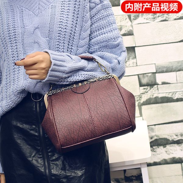new style women's bag retro bag clip-on women's one-shoulder handbag shoulder
new style women's bag retro bag clip-on women's one-shoulder handbag shoulder