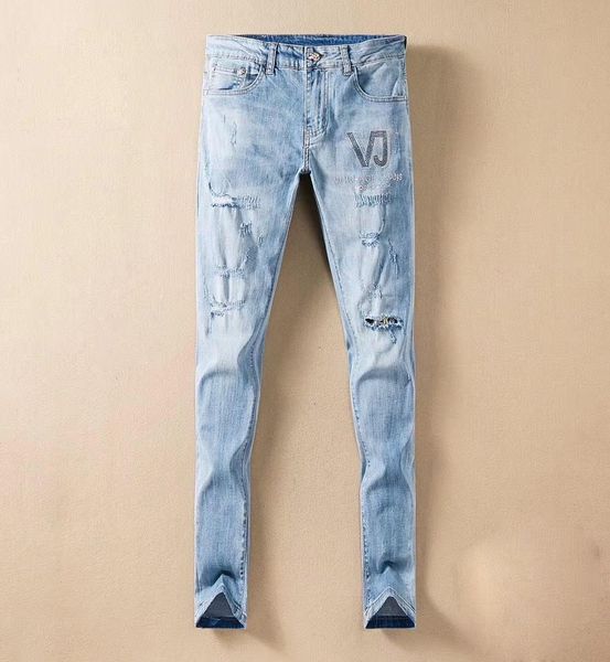 2020mens jeans hip hop pants stylist jeans distressed ripped biker jean slim fit motorcycle denim jeans, Blue
2020mens jeans hip hop pants stylist jeans distressed ripped biker jean slim fit motorcycle denim jeans, Blue