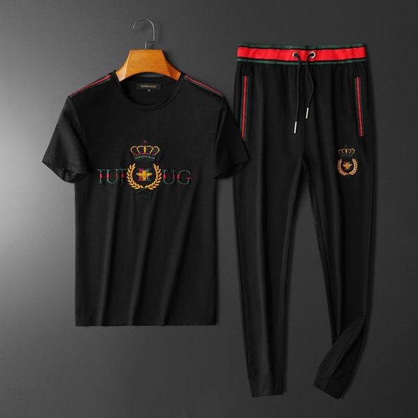 new men autumn casual mens tracksuit + pants 2 piece men's sportwear pullovers mens long pants and t shirt set man designers clothes 20, Gray
new men autumn casual mens tracksuit + pants 2 piece men's sportwear pullovers mens long pants and t shirt set man designers clothes 20, Gray