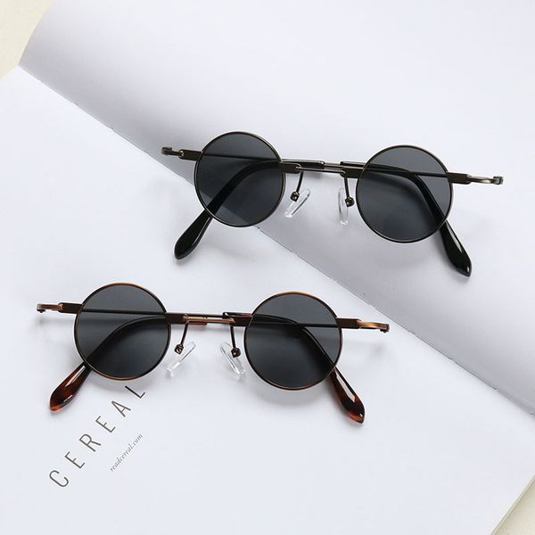 vintage men sunglasses women retro punk style round metal frame colorful lens sun glasses fashion eyewear gafas sol mujer, White;black
vintage men sunglasses women retro punk style round metal frame colorful lens sun glasses fashion eyewear gafas sol mujer, White;black